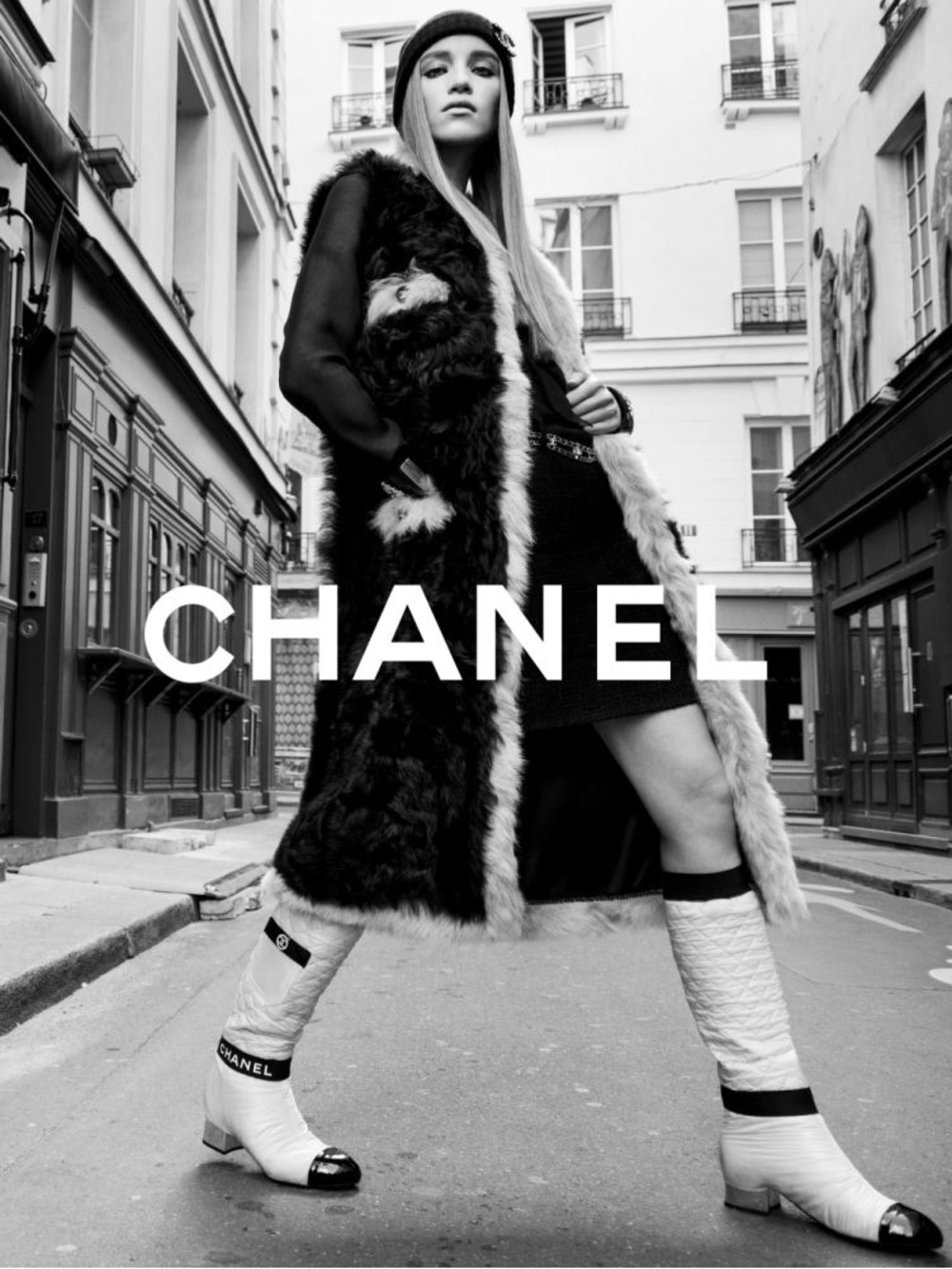 CHANEL Boots  Two way quilted leather  CC logo Runway size 40 - Picture 10 of 16